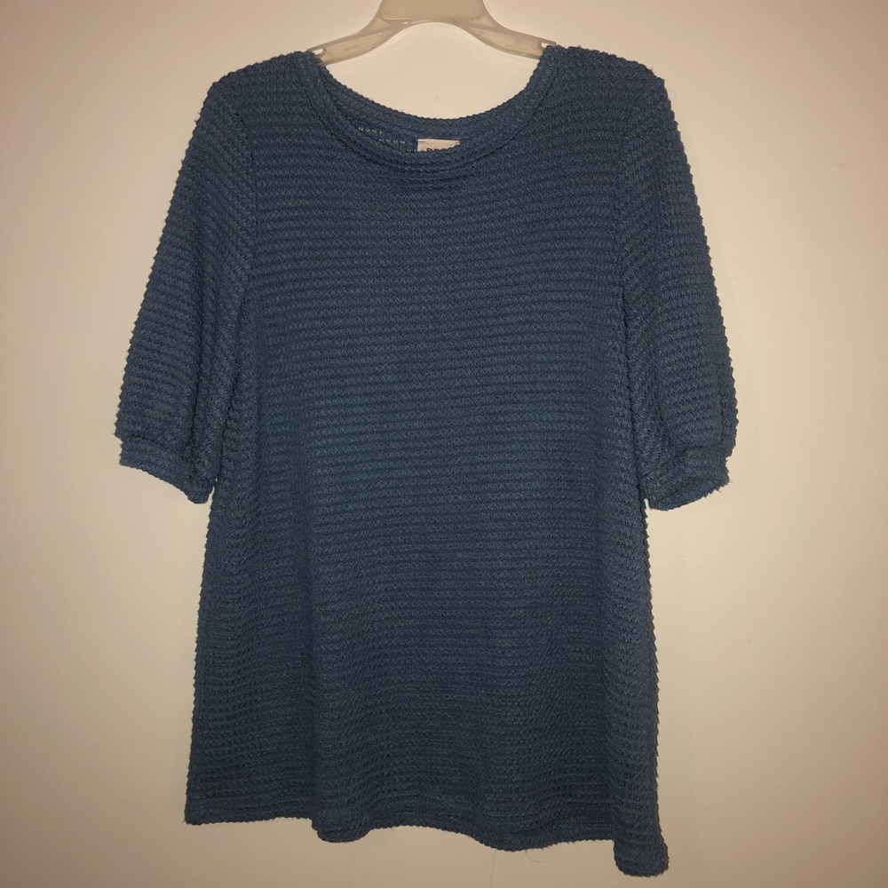 Blue bubble sleeve t shirt!
